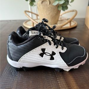 Under armour lead off cleats